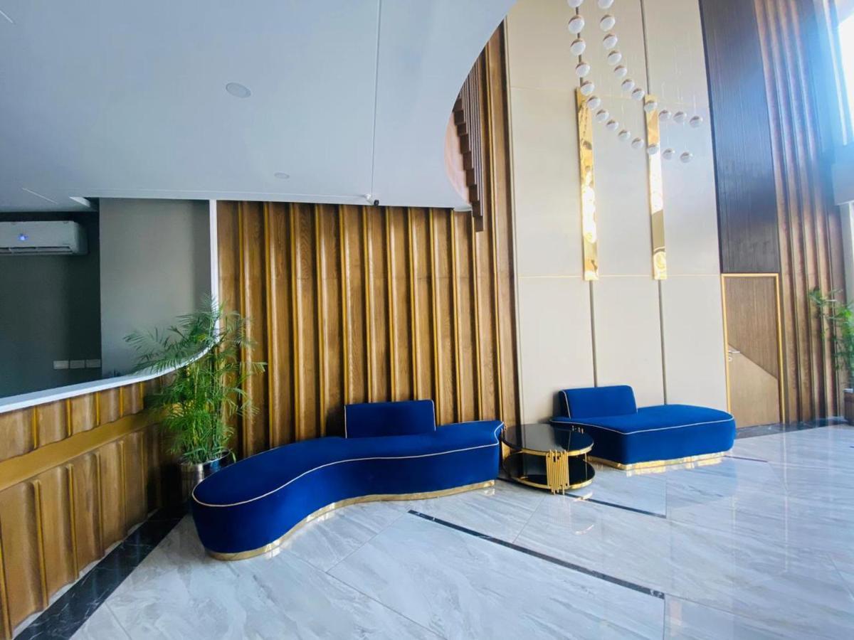 Holidazzle Serviced Apartments Bahria Town Rawalpindi Buitenkant foto
