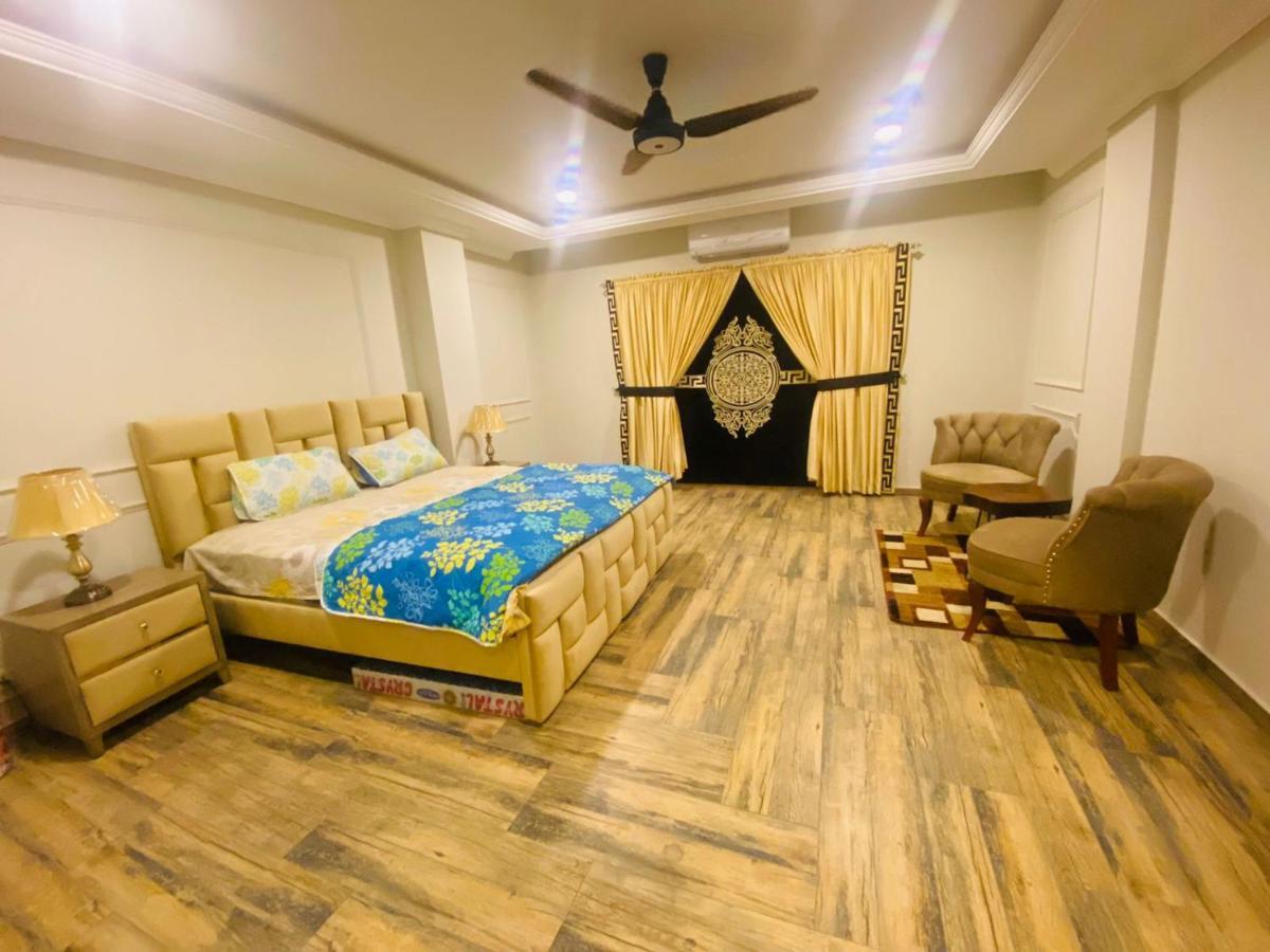 Holidazzle Serviced Apartments Bahria Town Rawalpindi Buitenkant foto