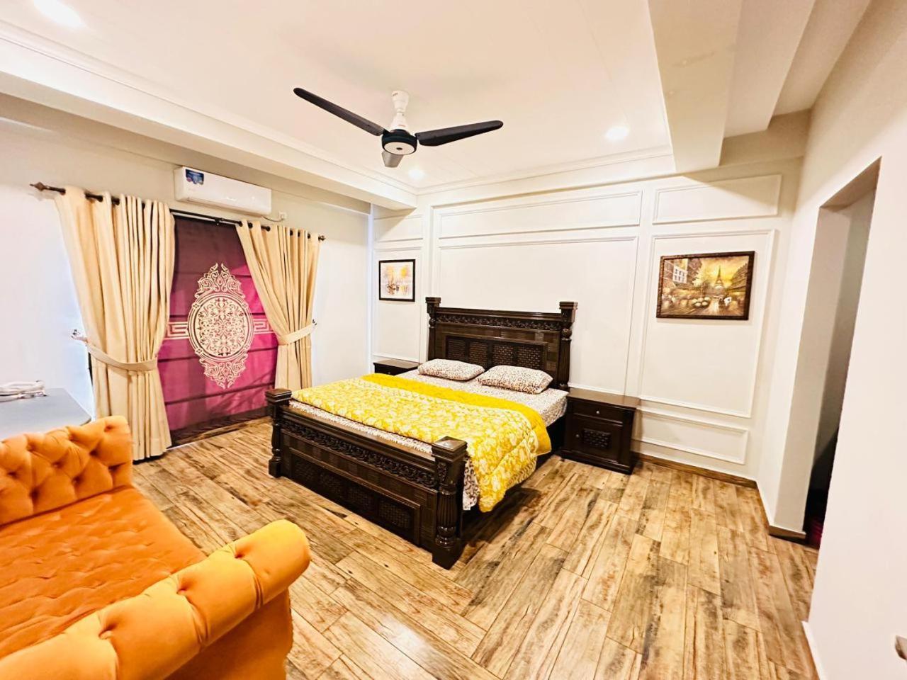 Holidazzle Serviced Apartments Bahria Town Rawalpindi Kamer foto
